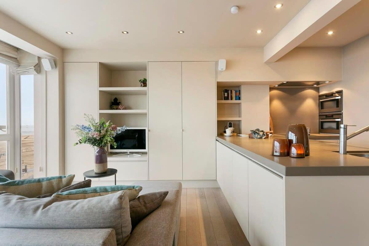 Huswell - Unique Apartment With Sea-View Near The Center Knokke-Heist Eksteriør billede